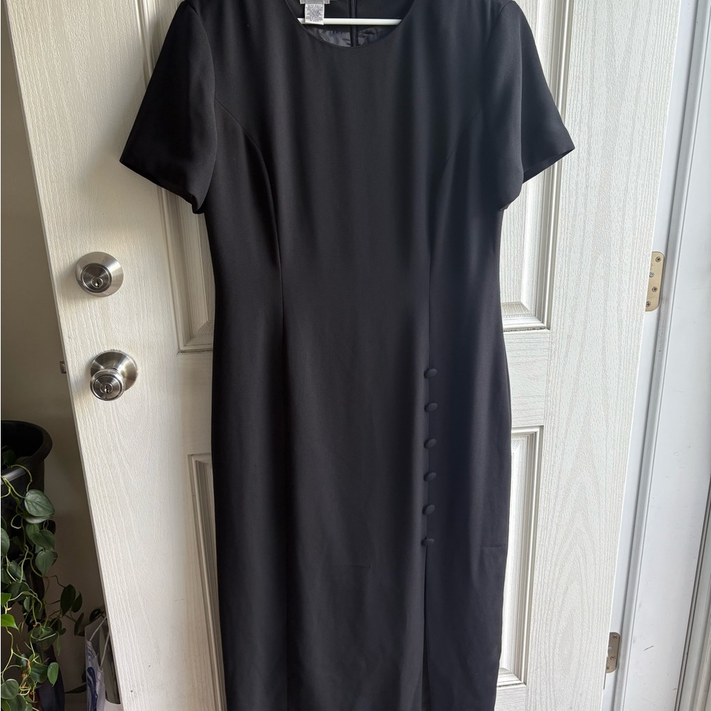 Jacqueline Ferrar Classic Black Midi Dress
